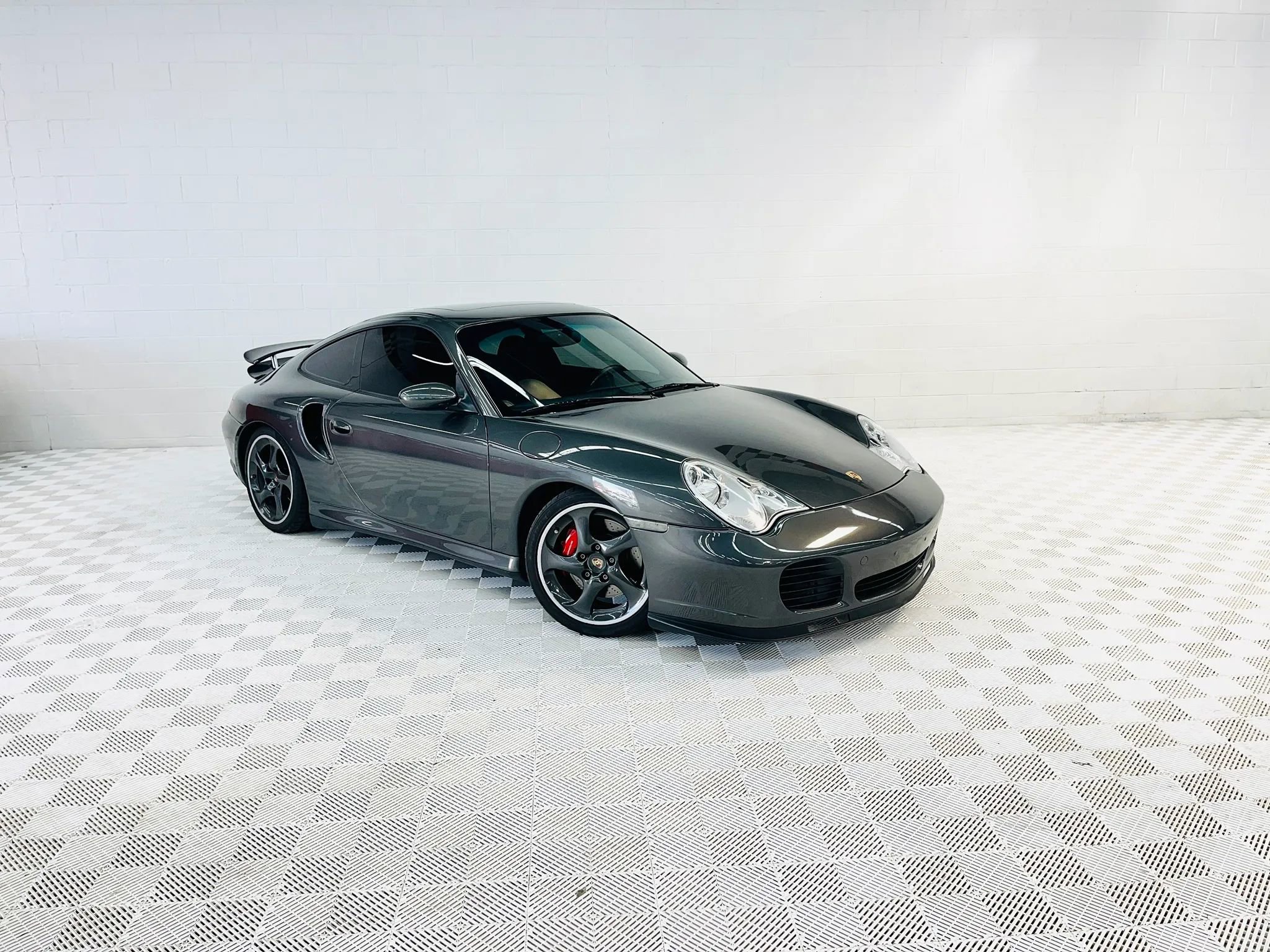 Used 2002 Porsche 911 Turbo image 15