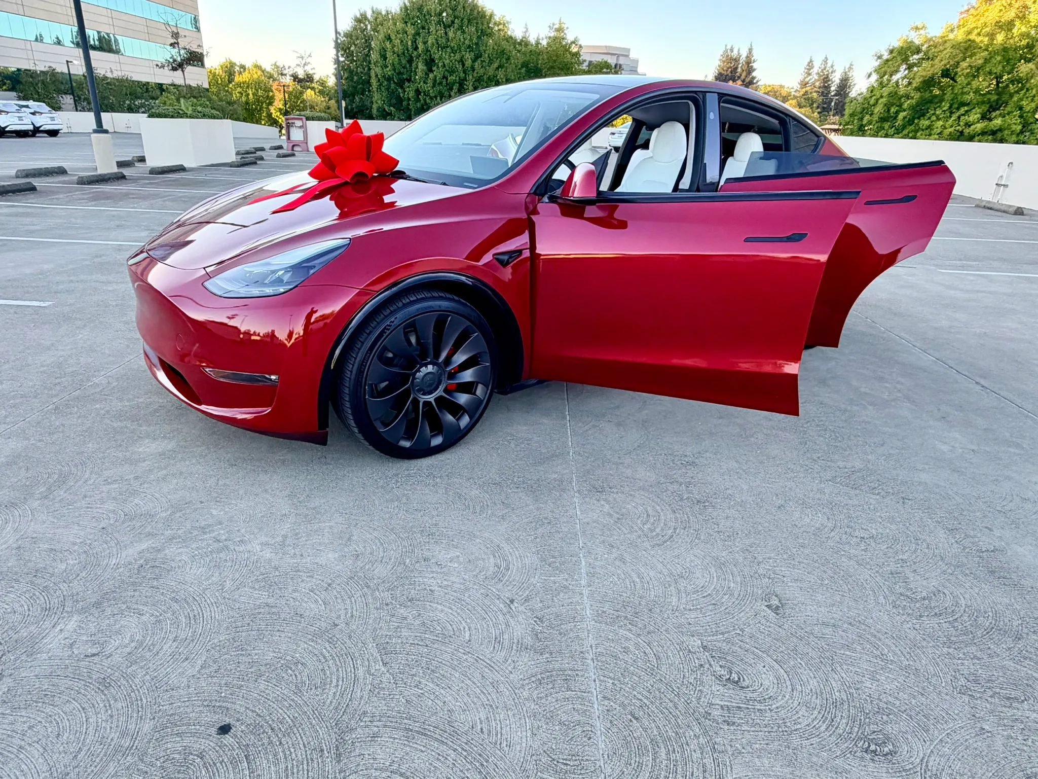 Used 2023 Tesla Model Y Long Range AWD/4WD image 51