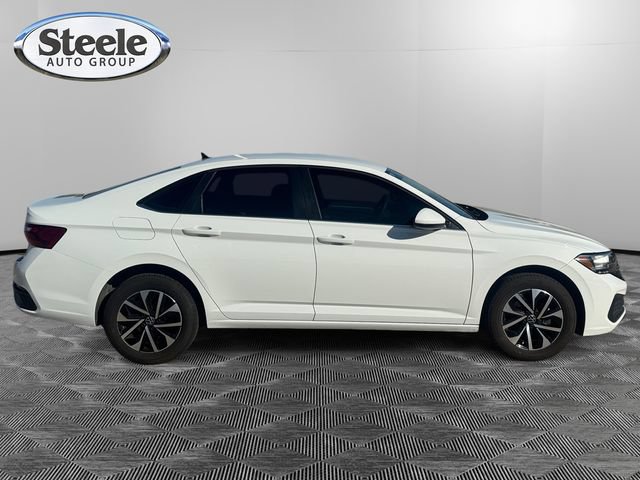 Used 2023 Volkswagen Jetta S FWD image 6