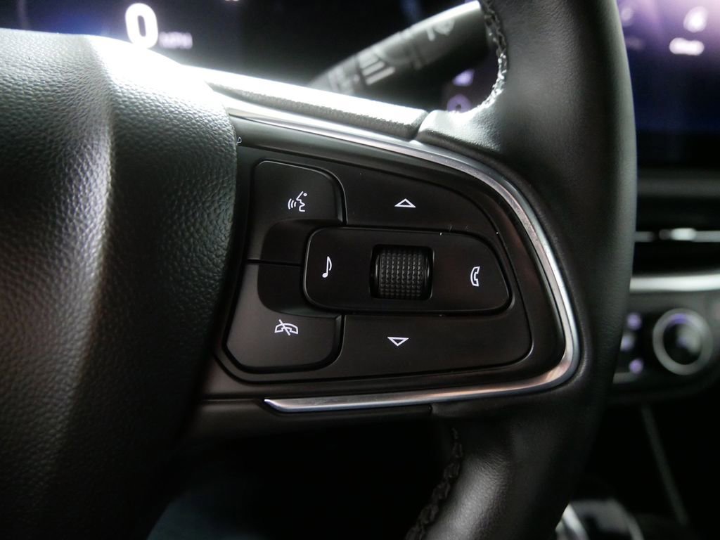Used 2024 Buick Envista Preferred w/ Convenience I Package FWD image 24