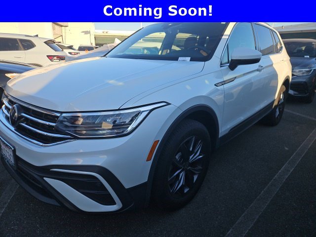 Used 2023 Volkswagen Tiguan SE