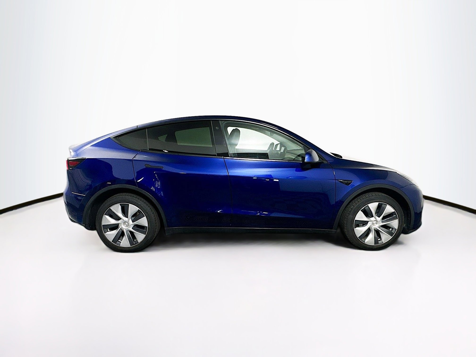 Used 2023 Tesla Model Y Long Range AWD/4WD image 10