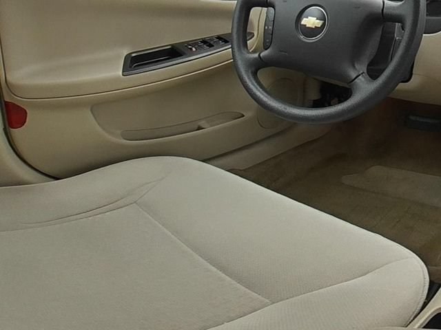 Used 2009 Chevrolet Impala LT FWD image 22