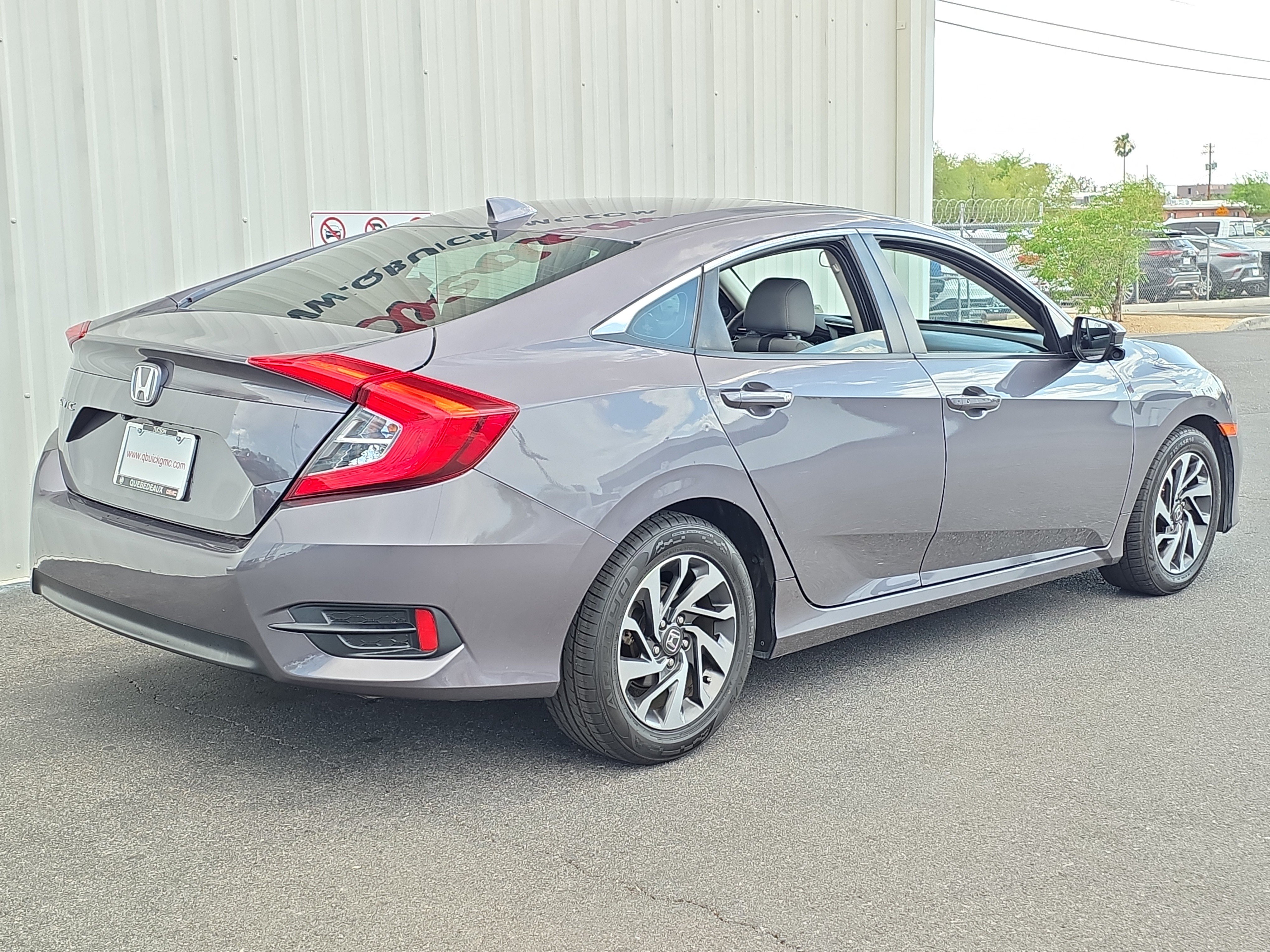 Used 2018 Honda Civic EX image 7