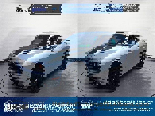 Used 2023 Dodge Challenger SXT