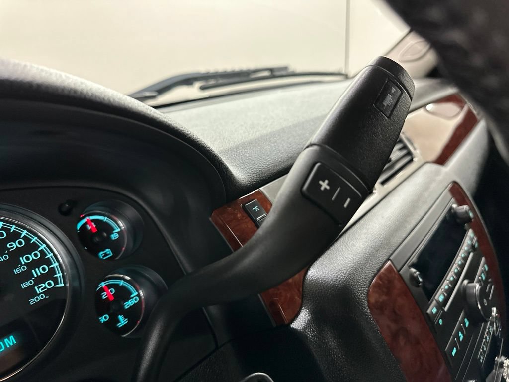 Used 2011 Chevrolet Silverado 1500 LTZ AWD/4WD image 46