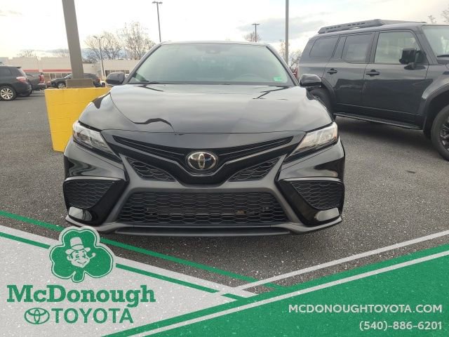 Used 2024 Toyota Camry SE image 34