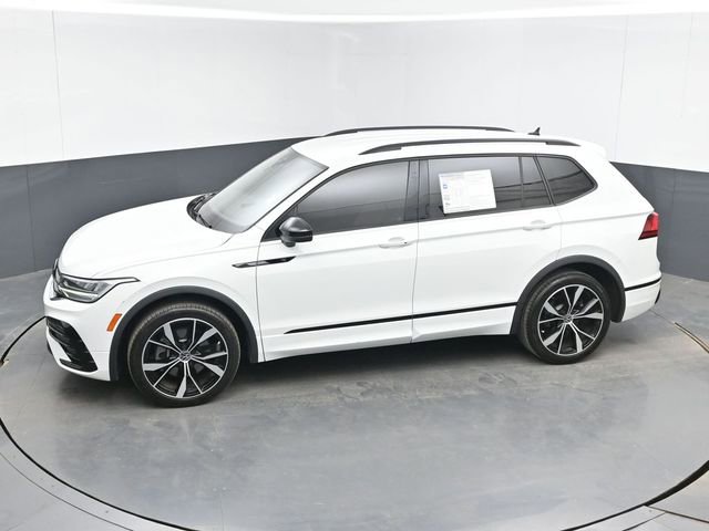 Used 2022 Volkswagen Tiguan SE R-Line FWD image 35