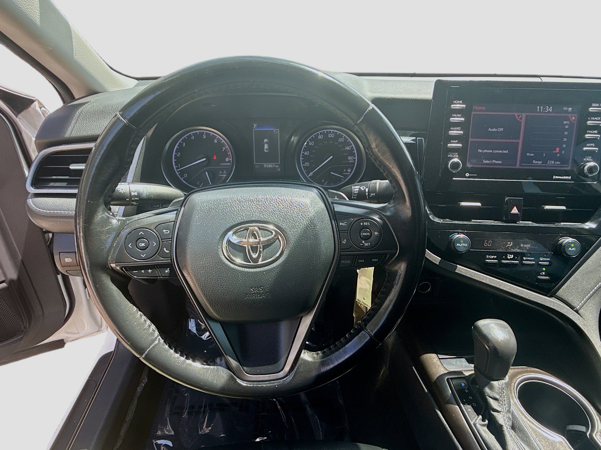 Used 2021 Toyota Camry SE FWD image 10