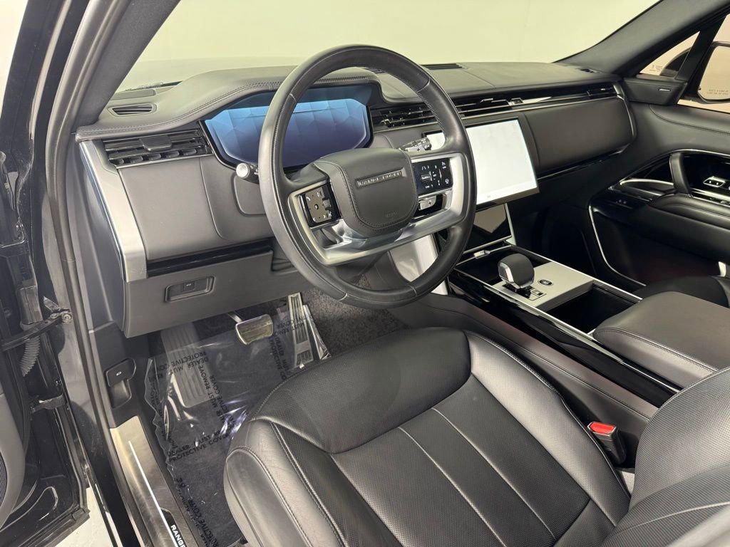 Used 2024 Land Rover Range Rover SE image 9