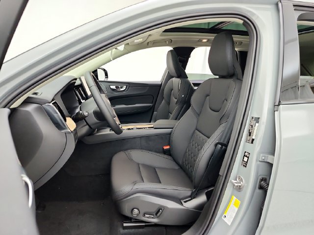 New 2026 Volvo XC60 T8 Plus w/ Climate Package AWD/4WD image 21