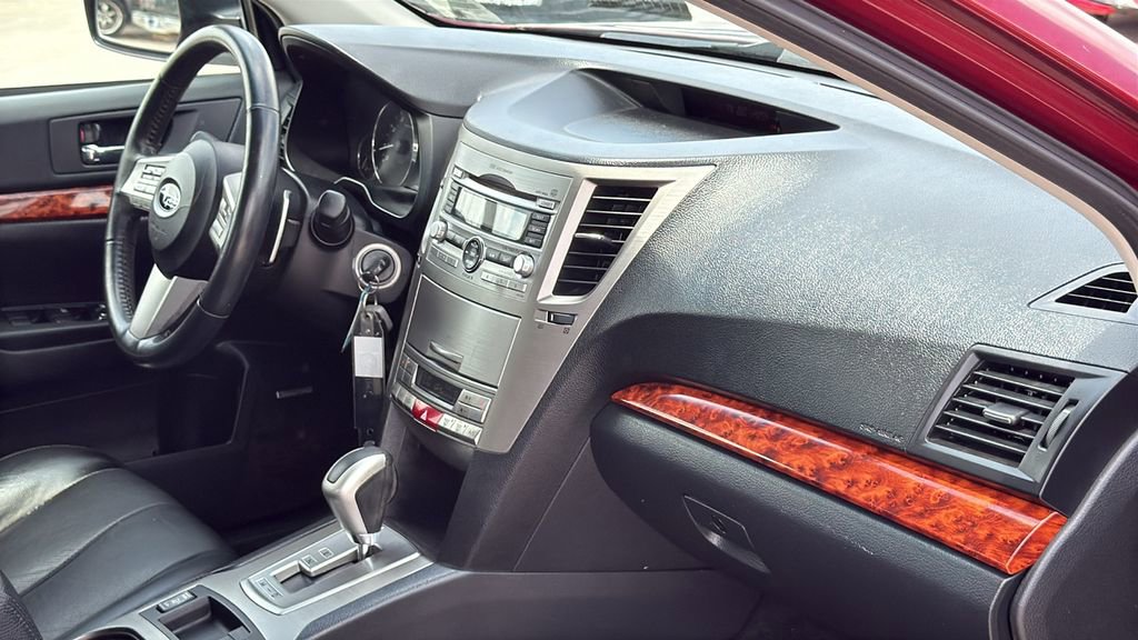 Used 2011 Subaru Legacy 2.5i Limited image 29