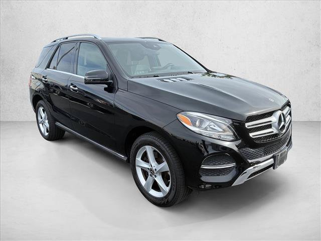 Used 2019 Mercedes-Benz GLE 400 4MATIC image 3