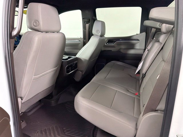 Used 2022 Chevrolet Silverado 1500 LTZ AWD/4WD image 23