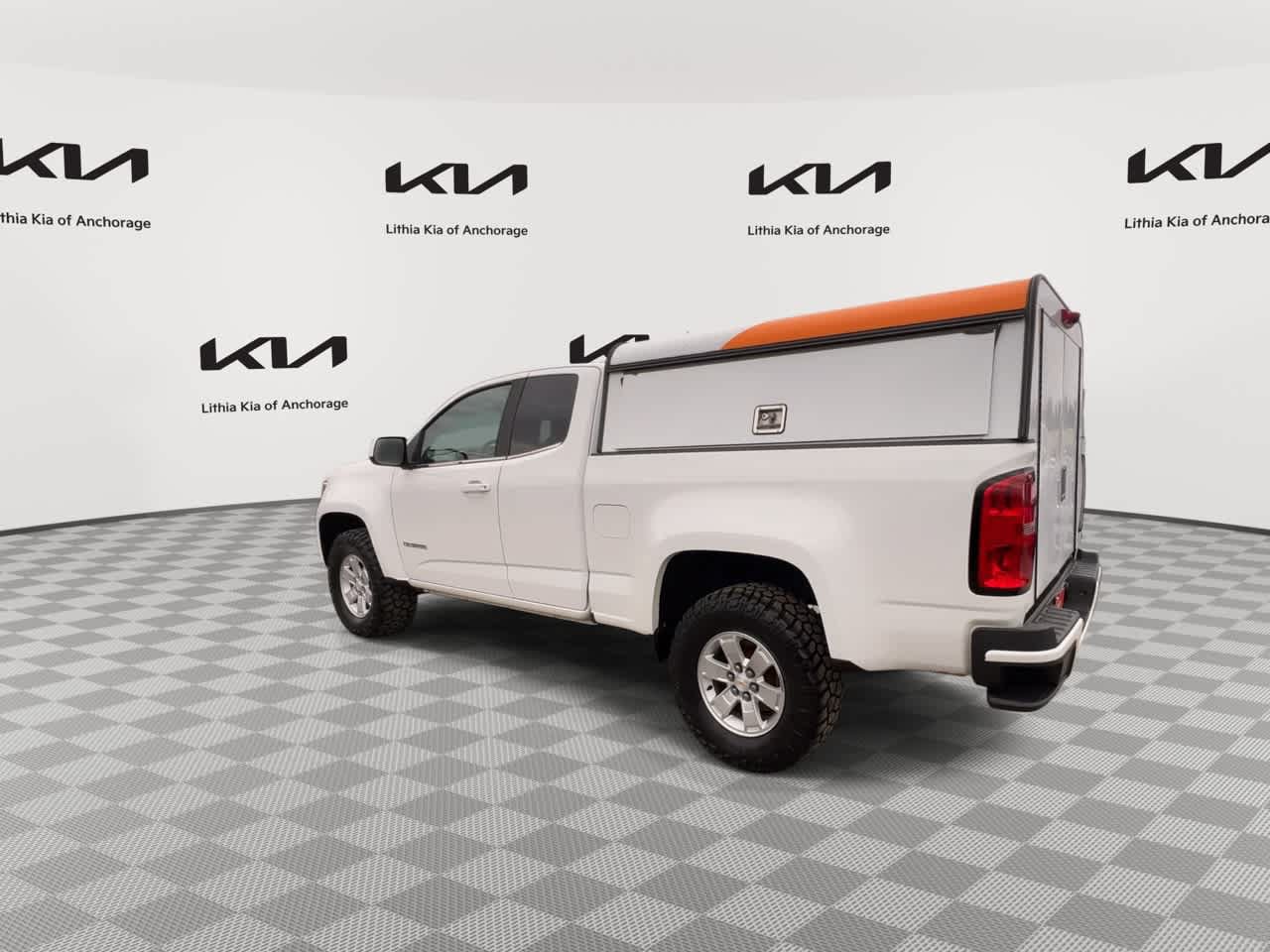 Used 2017 Chevrolet Colorado W/T w/ WT Convenience Package AWD/4WD image 7