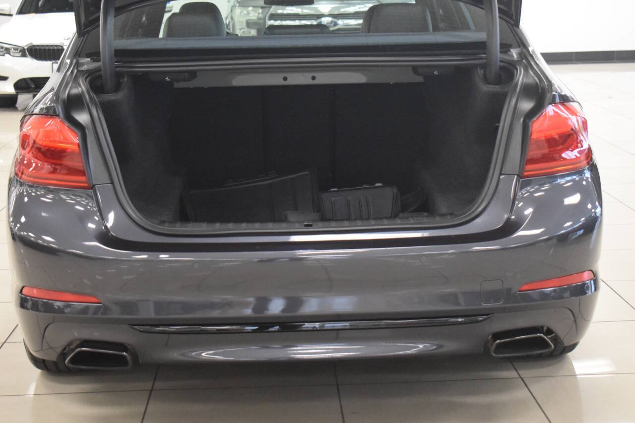 Used 2018 BMW 540i RWD image 28