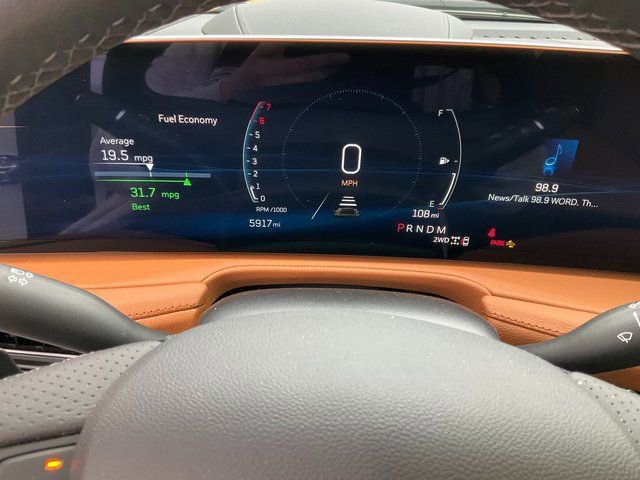 Certified 2025 Cadillac XT4 Sport image 11