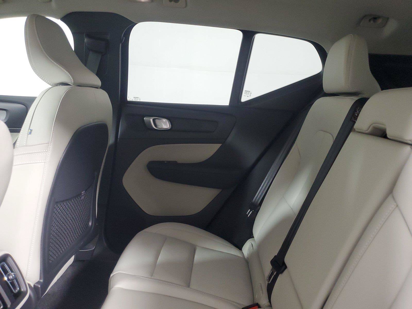 New 2026 Volvo XC40 B5 Plus w/ Protection Package Premier AWD/4WD image 12