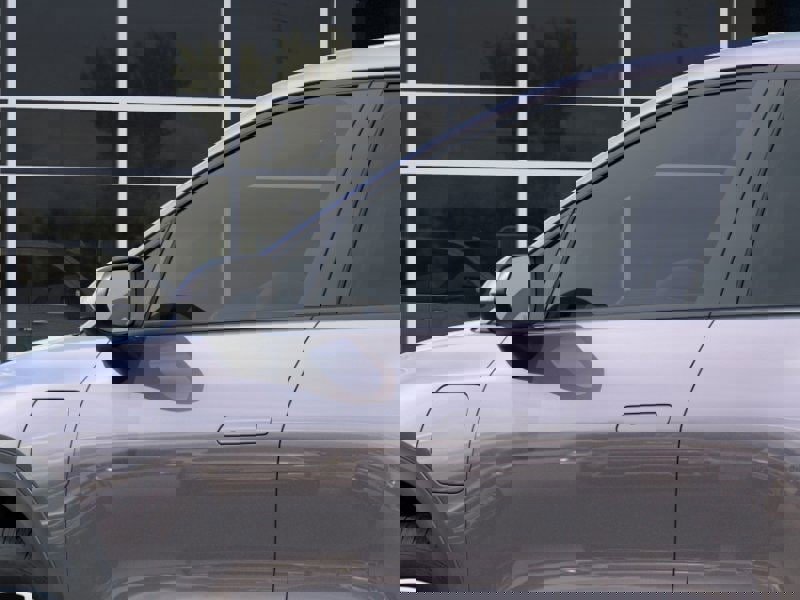 New 2026 Chevrolet Equinox EV LT image 12