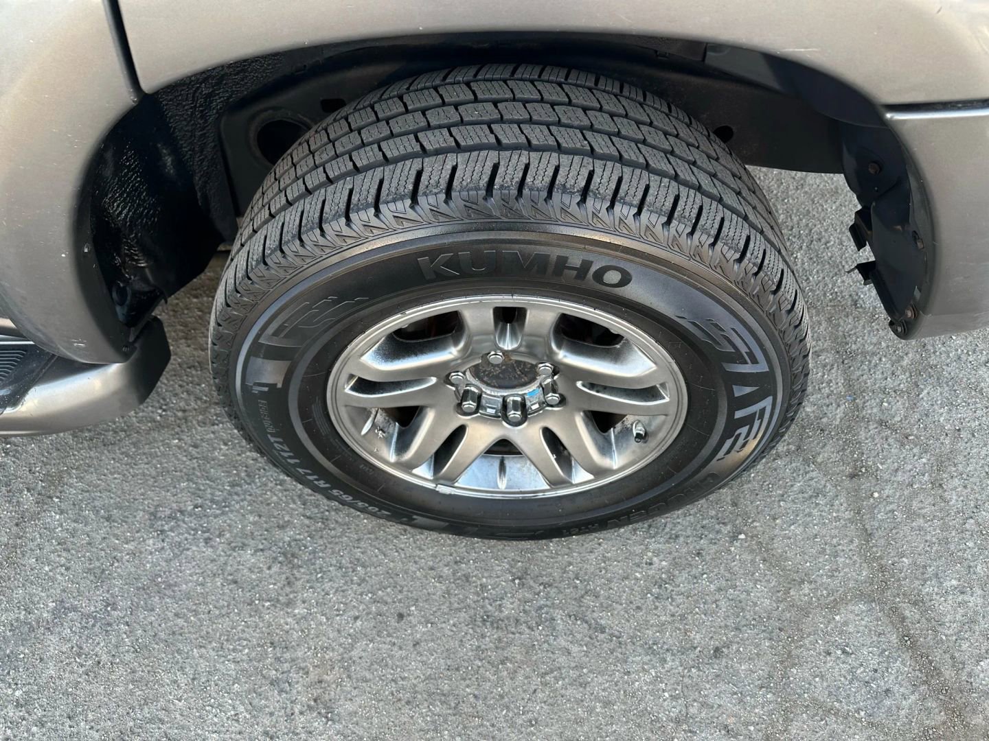 Used 2005 Toyota Sequoia SR5 RWD image 33