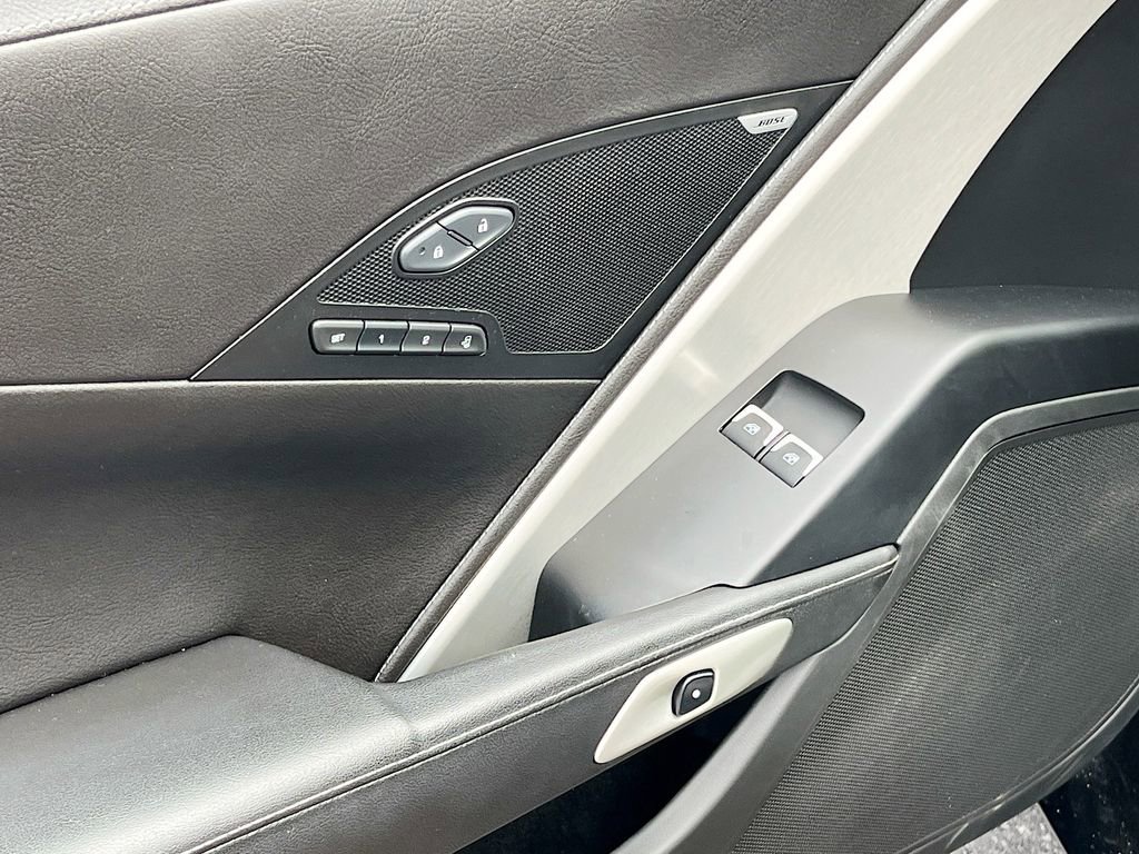 Used 2015 Chevrolet Corvette Stingray Convertible w/ 2LT Preferred Equipment Group image 17