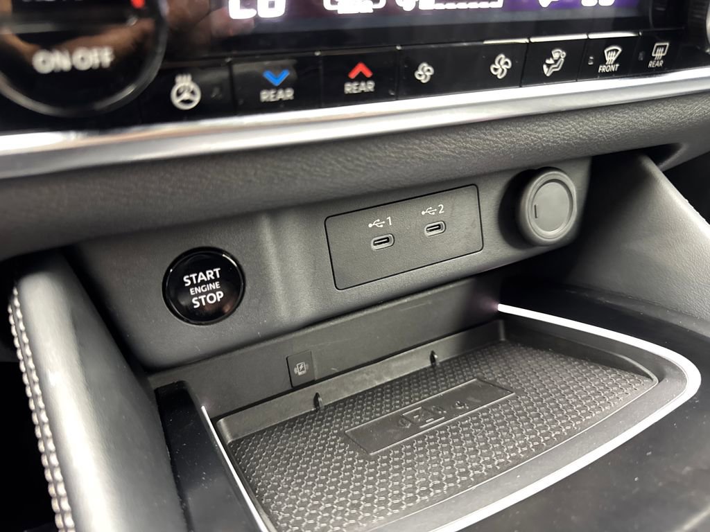 Used 2025 Nissan Rogue Platinum w/ Tech Package image 56