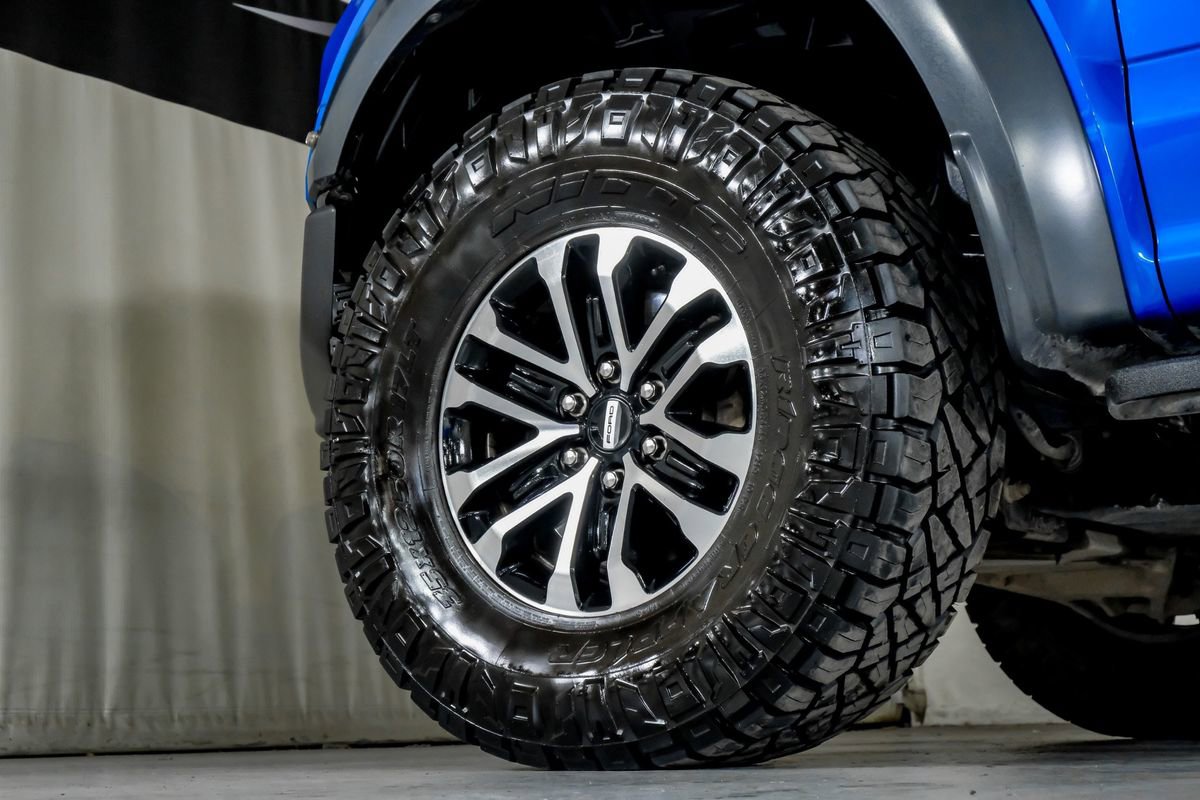 Used 2019 Ford F150 Raptor w/ Equipment Group 802A Luxury image 55