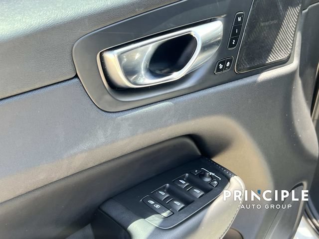 Used 2021 Volvo XC60 T6 Inscription w/ Advanced Package AWD/4WD image 13