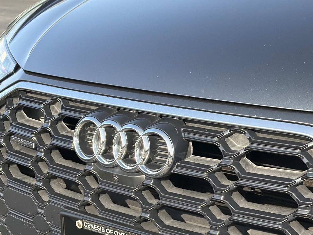 Used 2022 Audi Q5 2.0T Premium Plus w/ Premium Plus Package AWD/4WD image 28