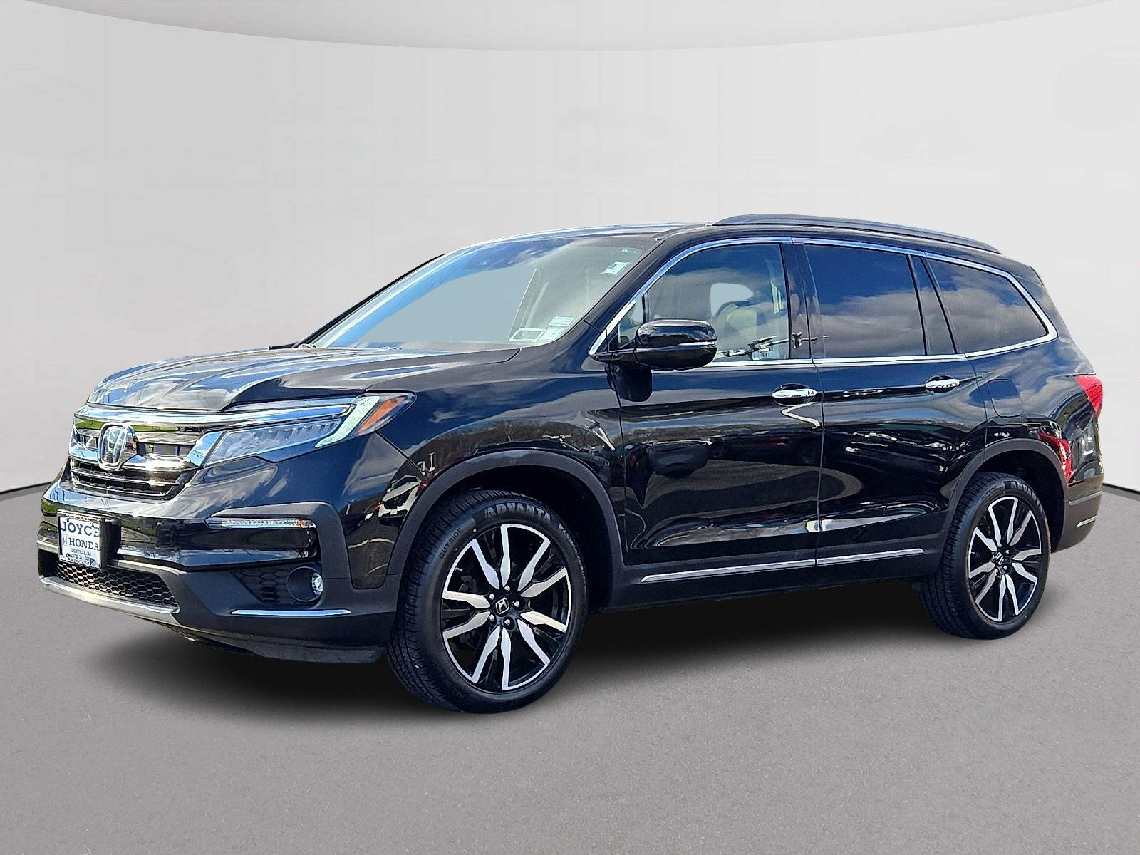 Certified 2022 Honda Pilot Touring image 5
