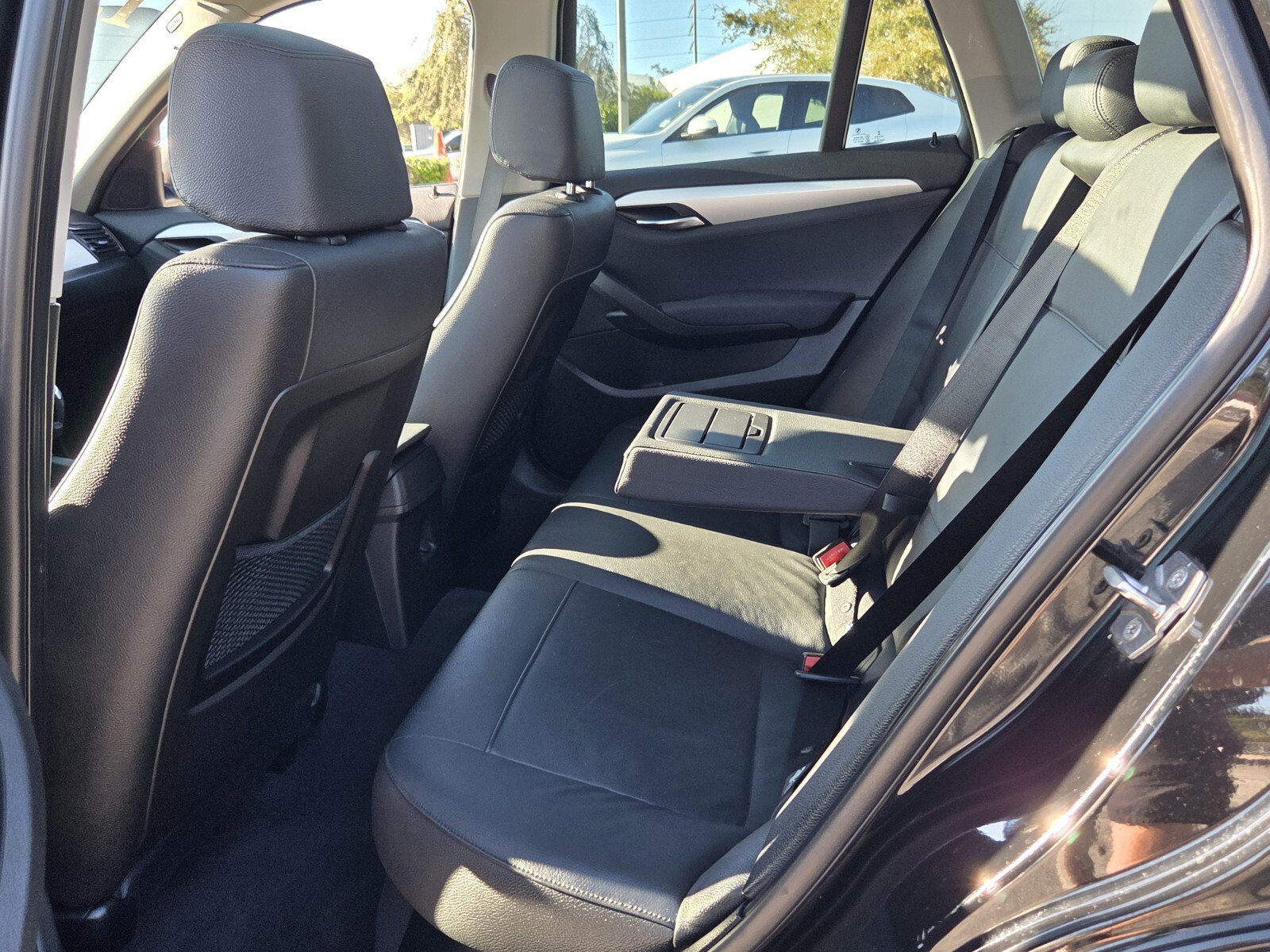 Used 2015 BMW X1 sDrive28i RWD image 11