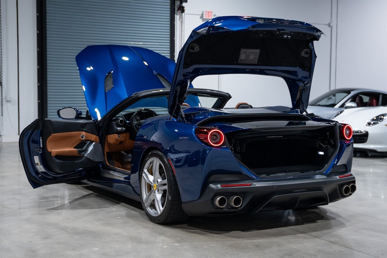 Used 2020 Ferrari Portofino RWD image 37