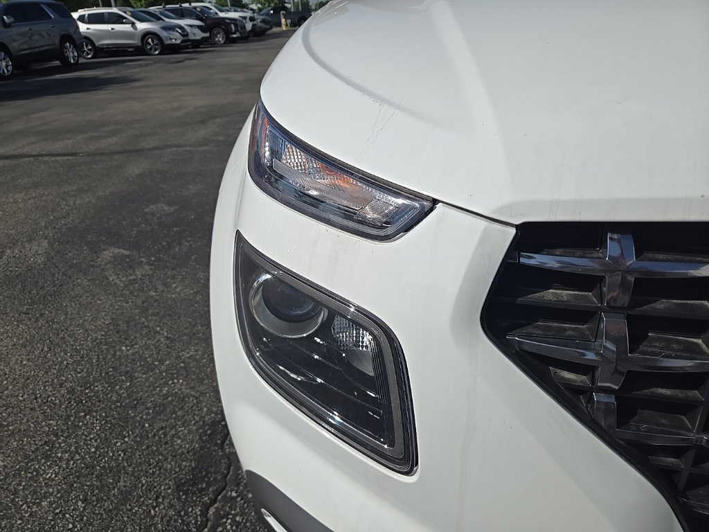 New 2026 Hyundai Venue SEL FWD image 16