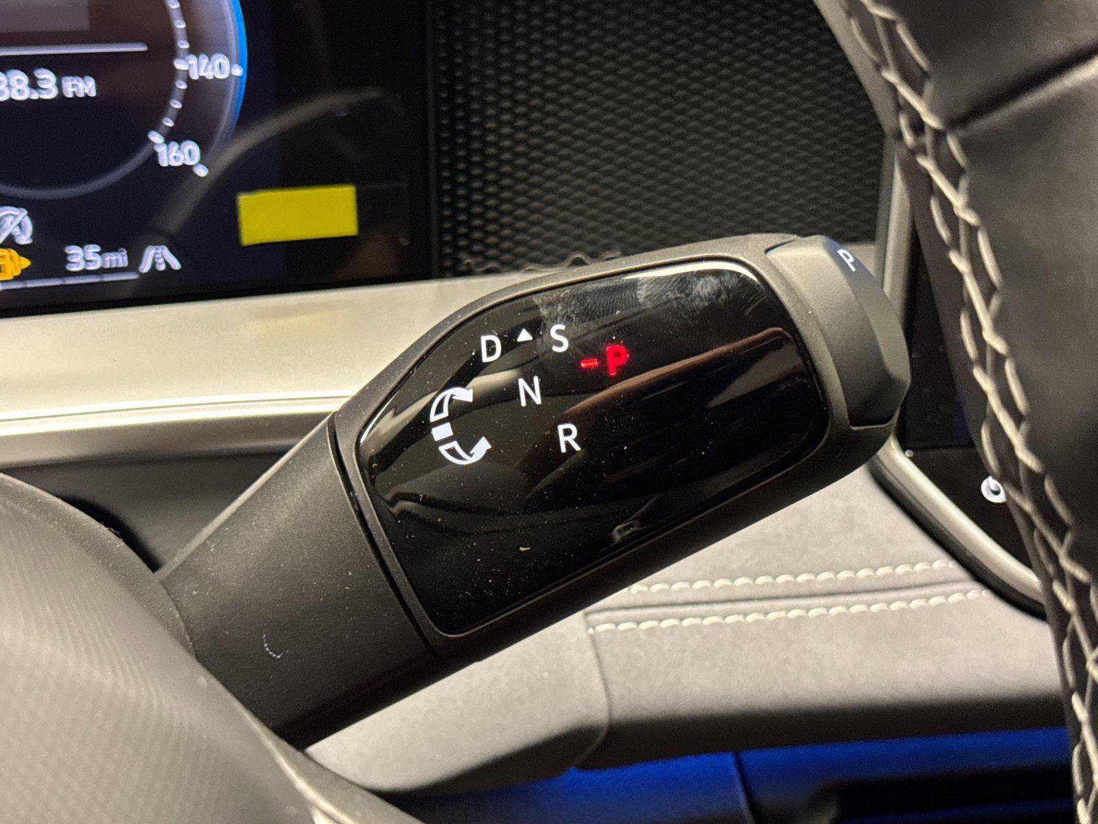 New 2026 Volkswagen Tiguan SE image 20