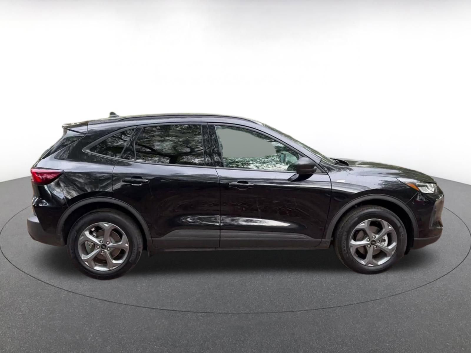Used 2025 Ford Escape ST-Line AWD/4WD image 16