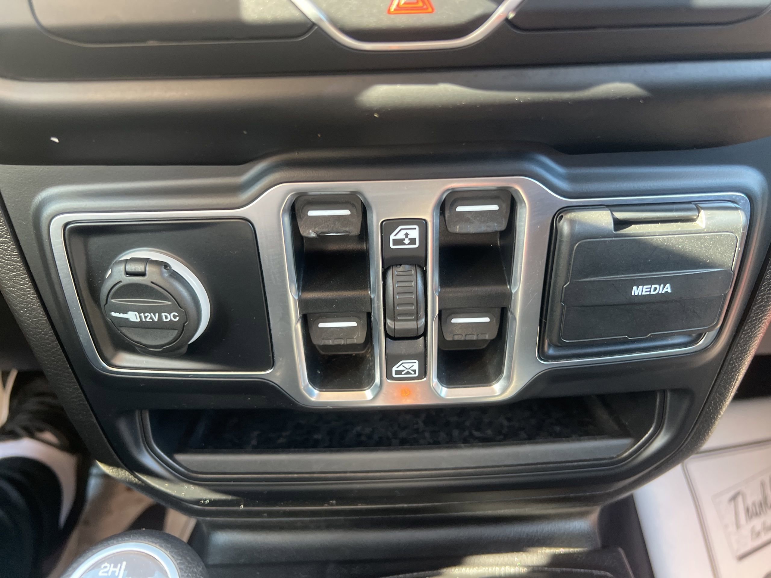 Used 2020 Jeep Gladiator Sport w/ Quick Order Package 24S AWD/4WD image 17