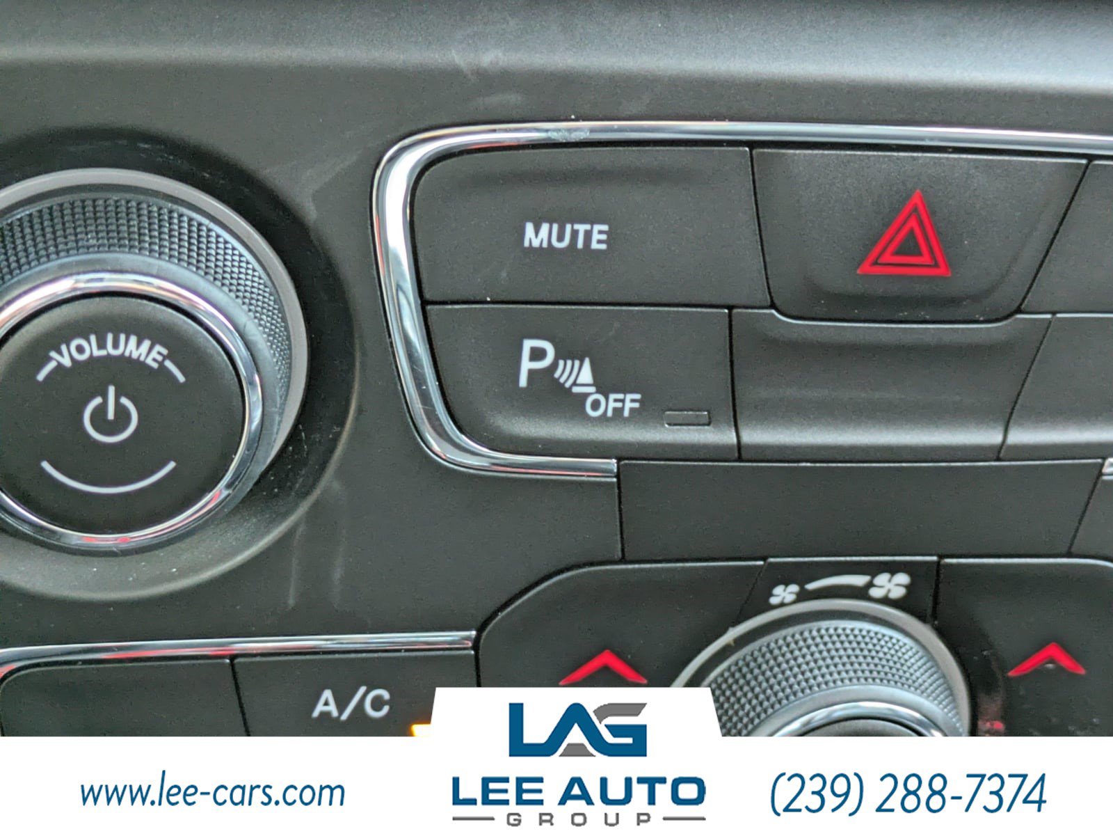 Used 2017 Jeep Compass Trailhawk w/ Leather Interior Group AWD/4WD image 27