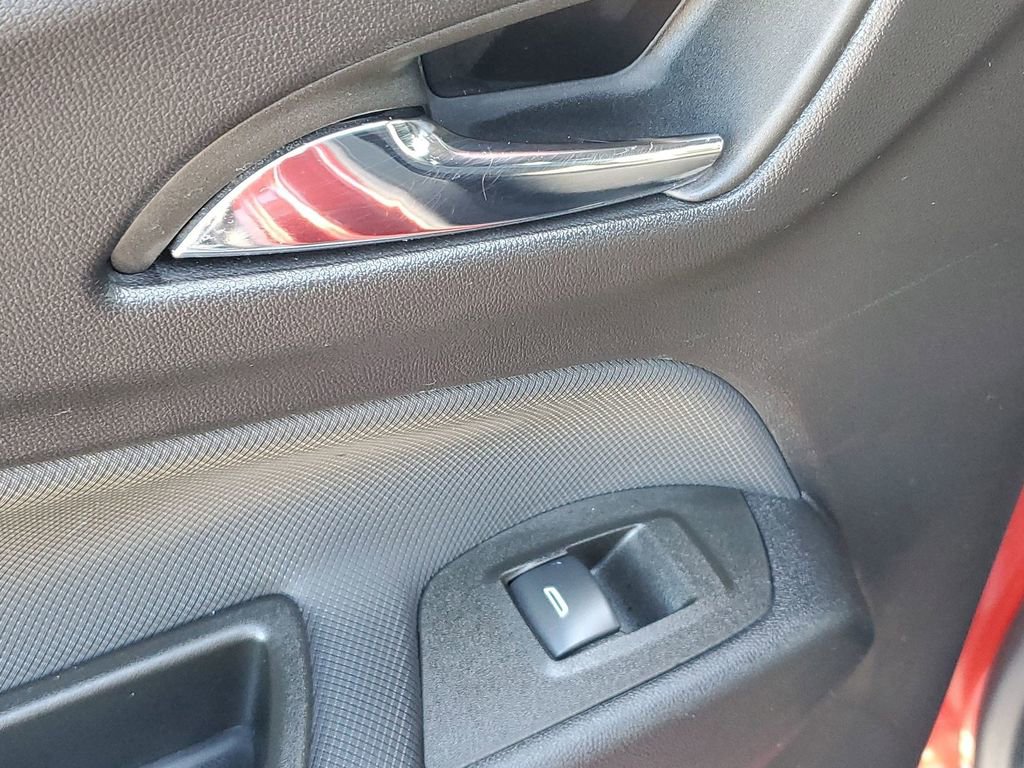 Used 2023 Chevrolet Equinox RS image 47