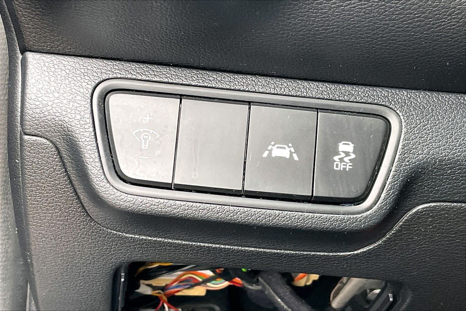Used 2021 Kia Forte LXS FWD image 28