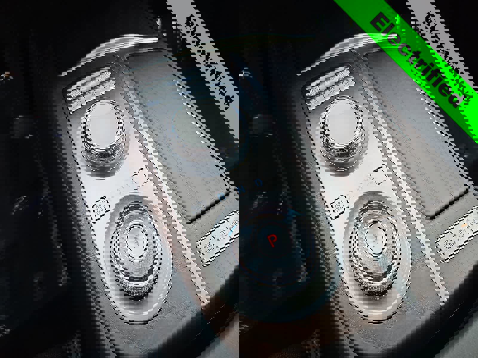 Used 2024 Genesis G80 image 21