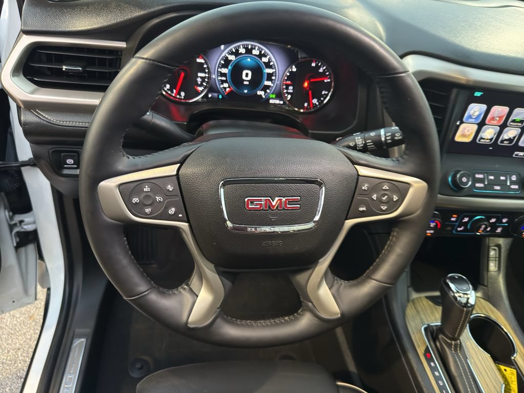Certified 2018 GMC Acadia Denali w/ Technology Package AWD/4WD image 16