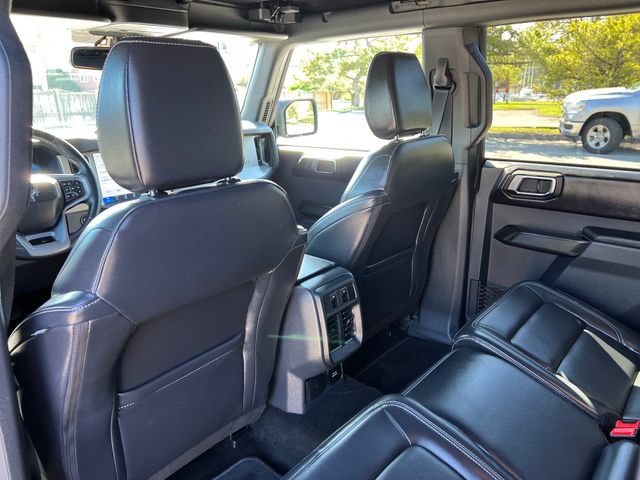 Used 2025 Ford Bronco Outer Banks AWD/4WD image 29