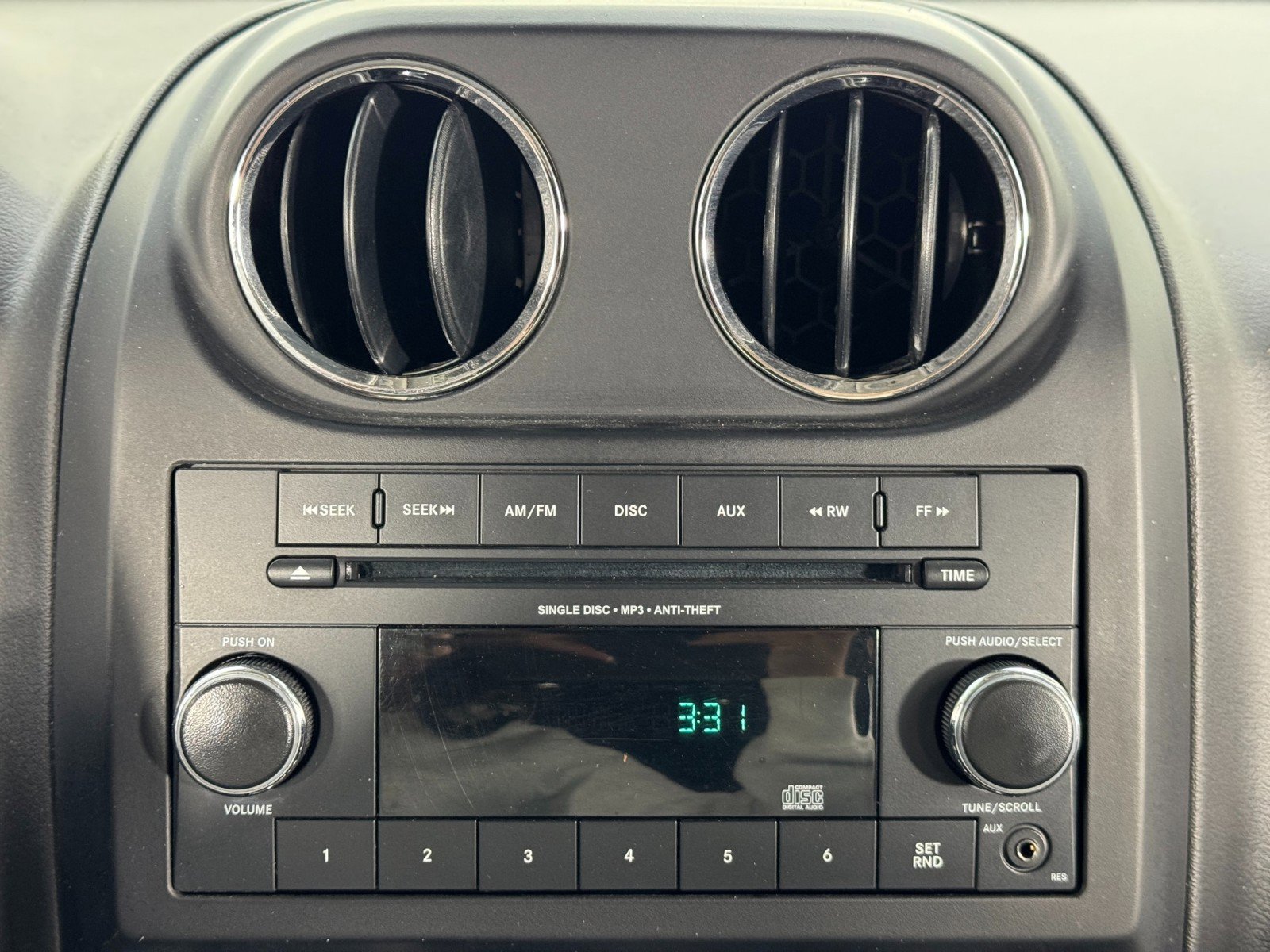 Used 2015 Jeep Patriot Sport w/ Power Value Group image 21