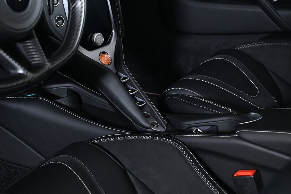 New 2027 McLaren 750S Spider image 13