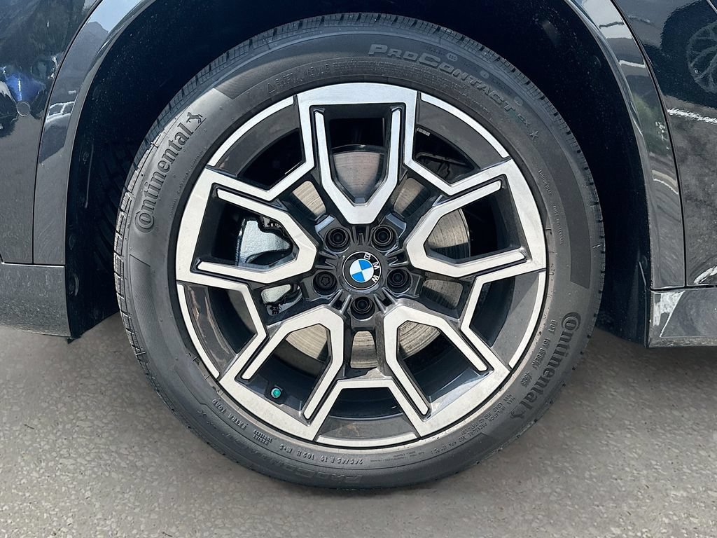 Used 2026 BMW X1 xDrive28i w/ Technology Package AWD/4WD image 32