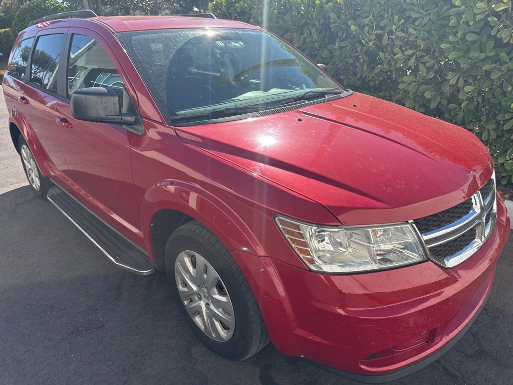 Used 2018 Dodge Journey SE image 2