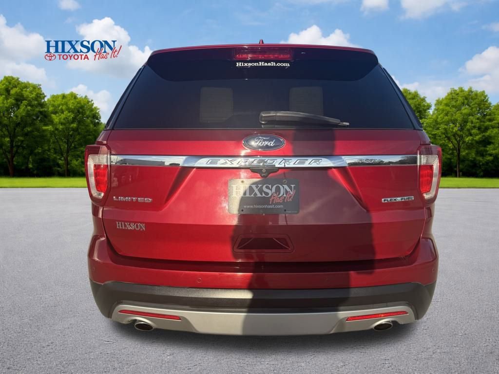 Used 2016 Ford Explorer Limited image 7