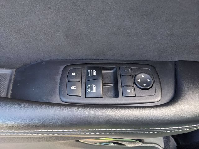Used 2015 Dodge Challenger SRT Hellcat RWD image 15