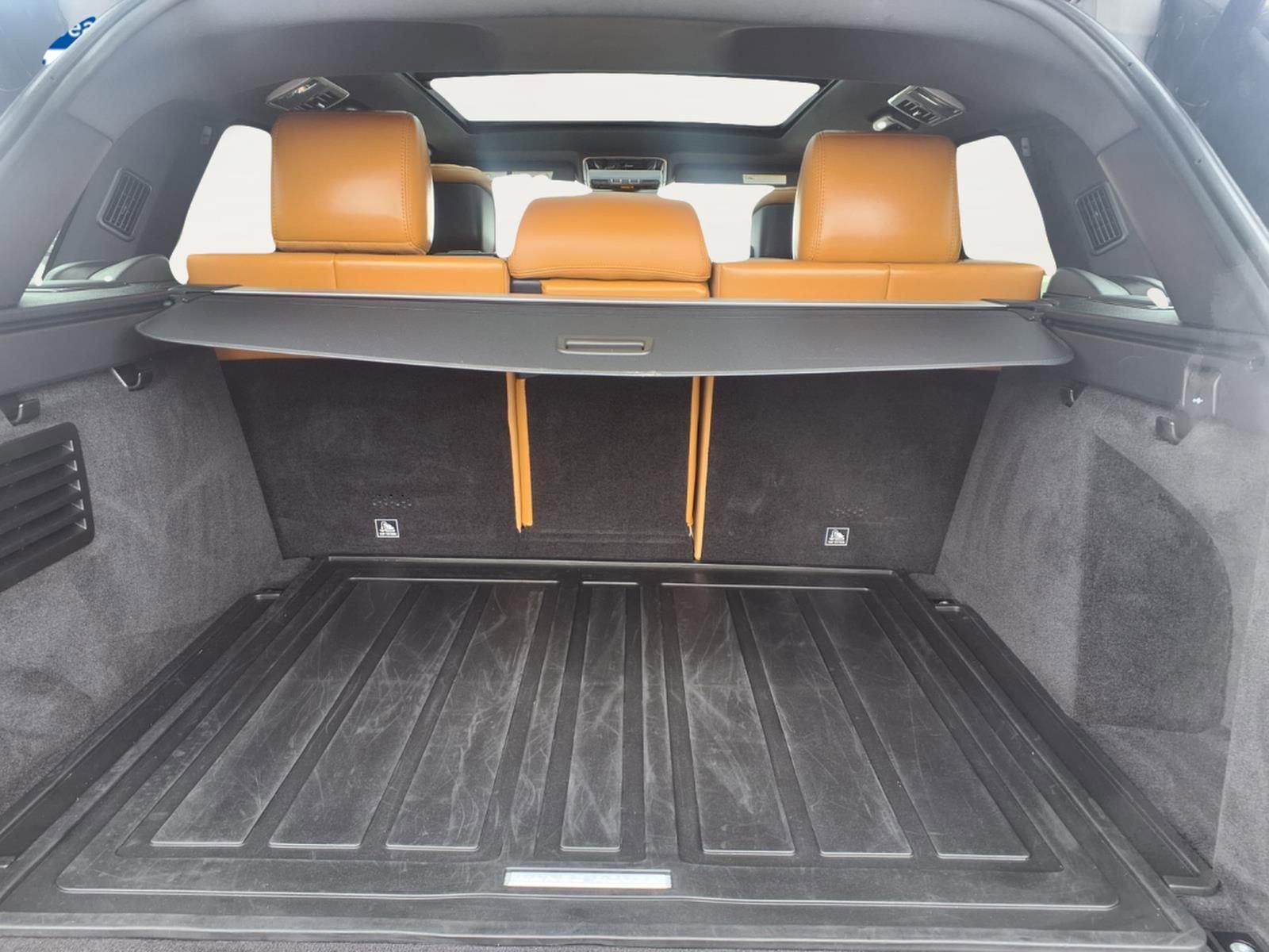 Used 2022 Land Rover Range Rover Sport HSE Dynamic image 24