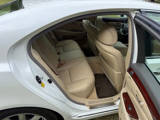 Used 2007 Lexus LS 460 image 16